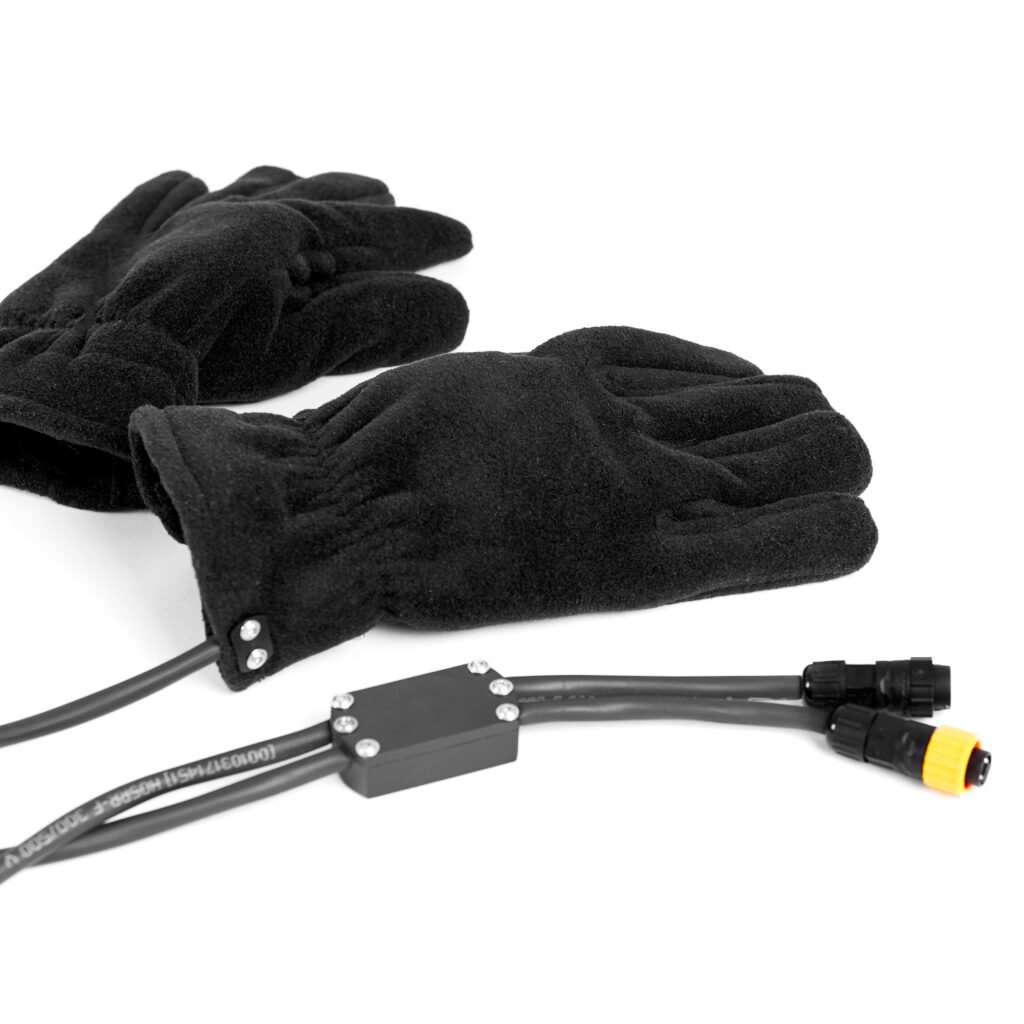 2_HOT GLOVES_a[916]